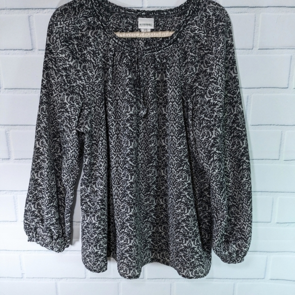 Motherhood Maternity Black/White Tie Neck Top